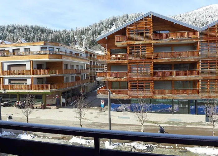 Victoria B 23 By Interhome 克莱恩 蒙塔纳